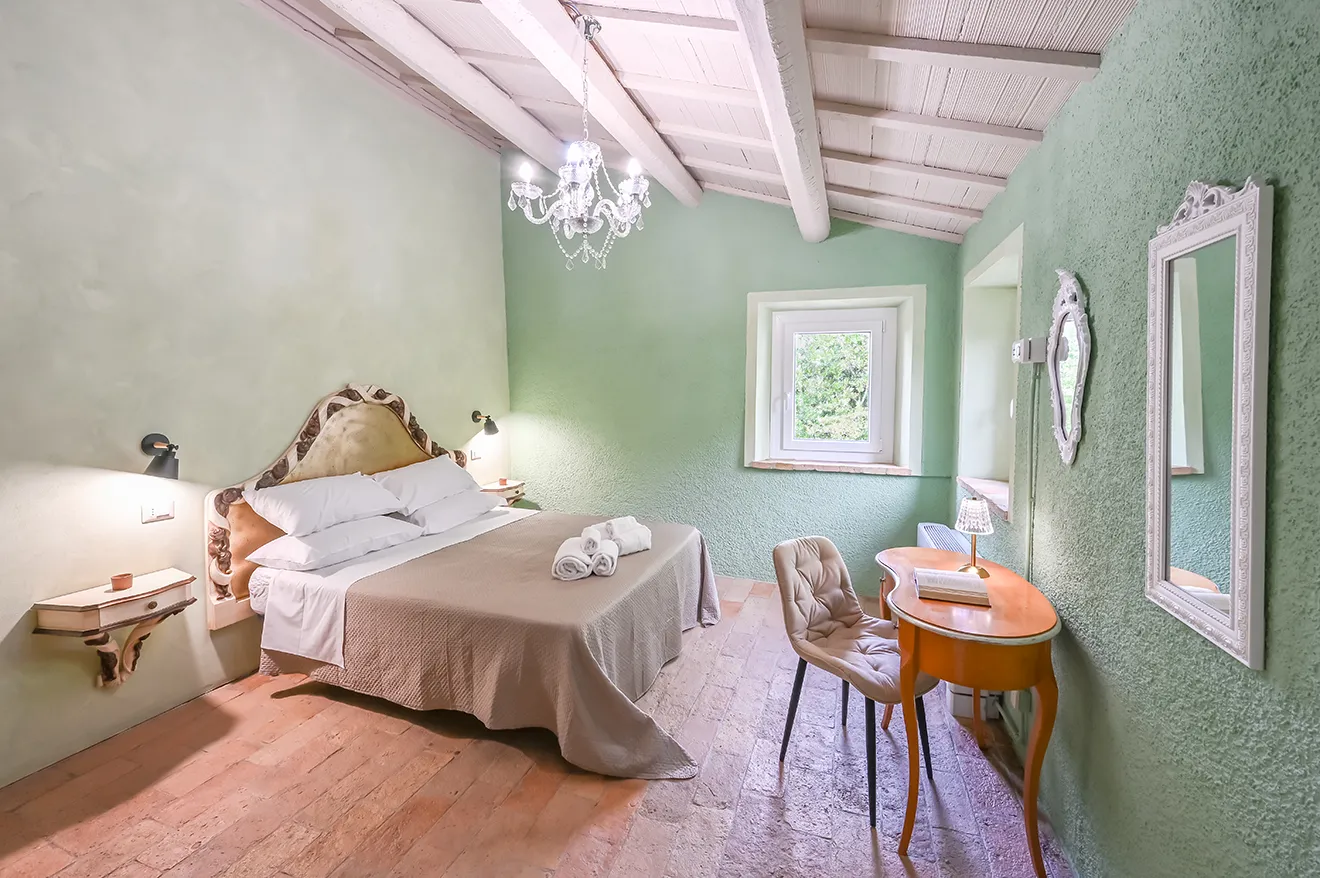 Camera da letto verde